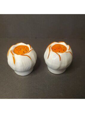Vintage Japan Salt & Pepper Lusterware Lotus Flowers 1960s